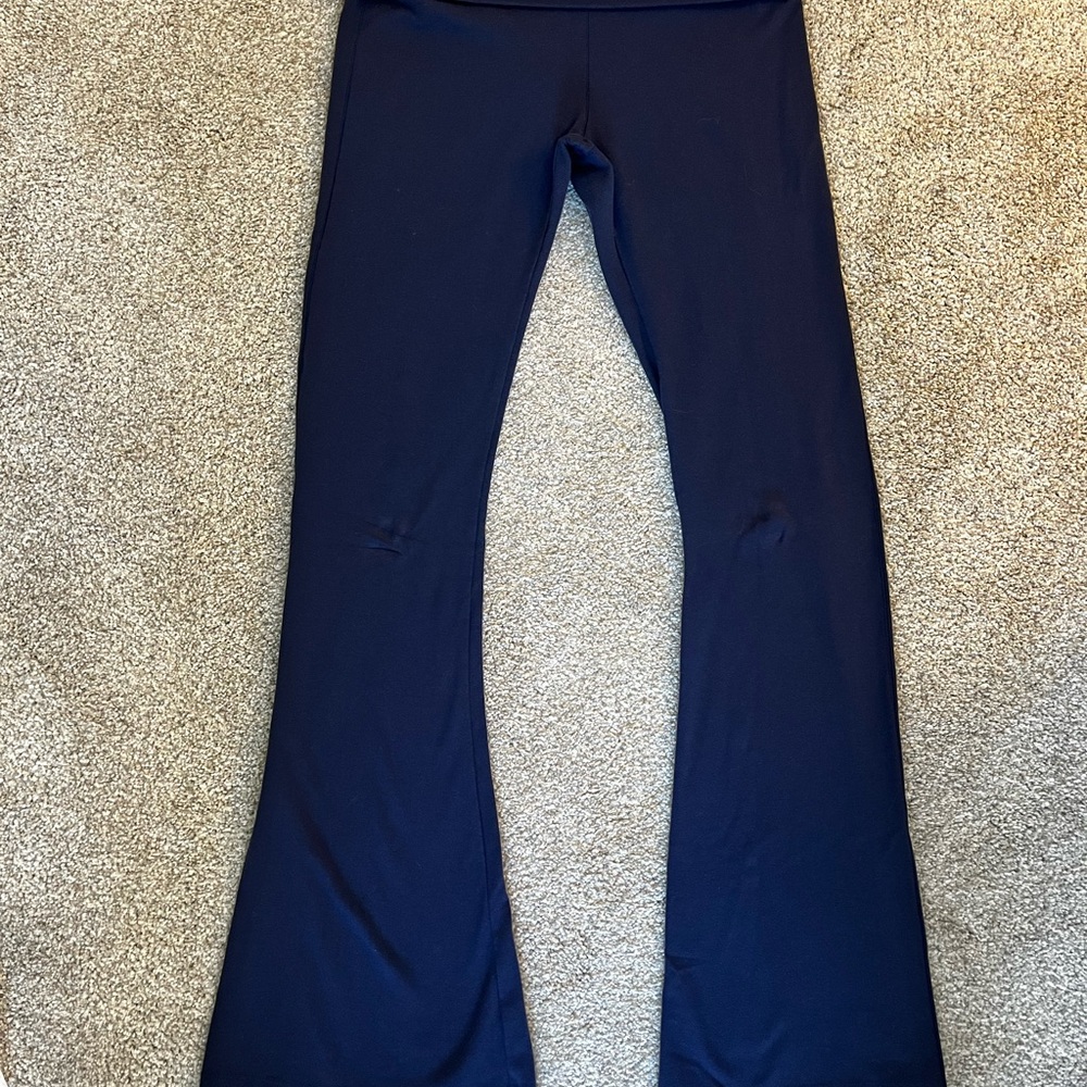 PINK Victoria's Flare Leggings